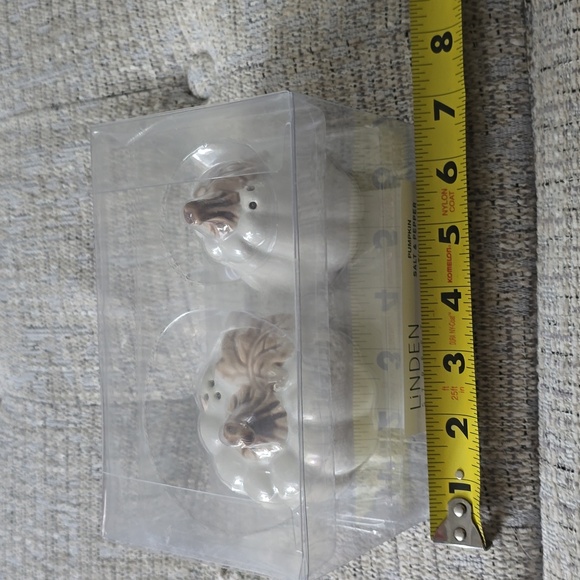 LINDEN STREET BRAND PUMPKIN SALT AND PEPPER SHAKERS - Picture 15 of 16